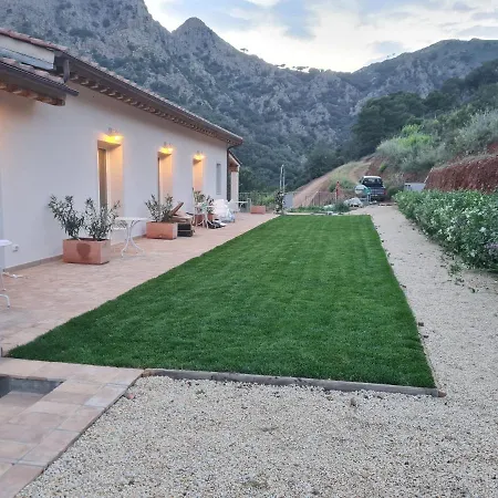 Farm stay Azienda Agricola Monserrato